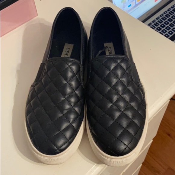 Cute slip on Steve maddens - Picture 2 of 2